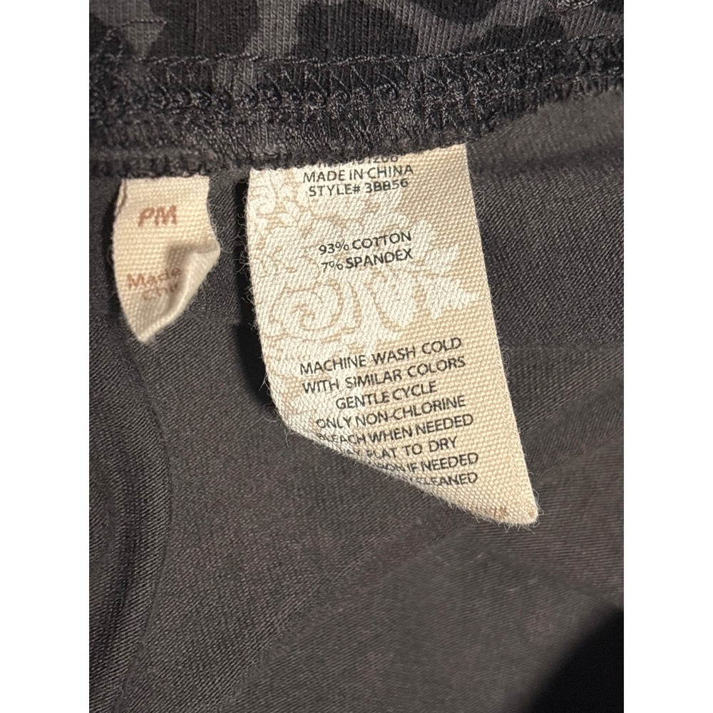 Soft Surroundings Leopard Print Leggings Gray Black Petite Medium Slimming - Picture 4 of 4